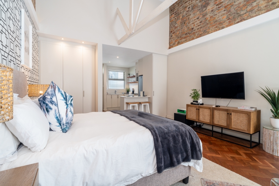 0 Bedroom Property for Sale in Sea Point Western Cape